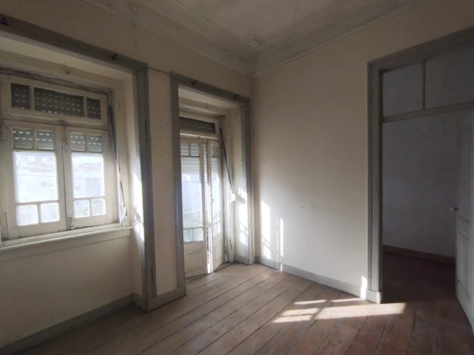 Prédio para Venda em Beato Foto 12