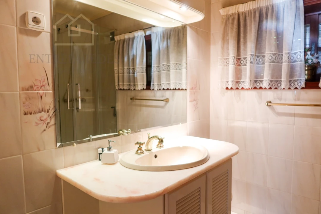 Moradia T4 para Venda em Ovar, São João, Arada e São Vicente de Pereira Jusã Foto 38