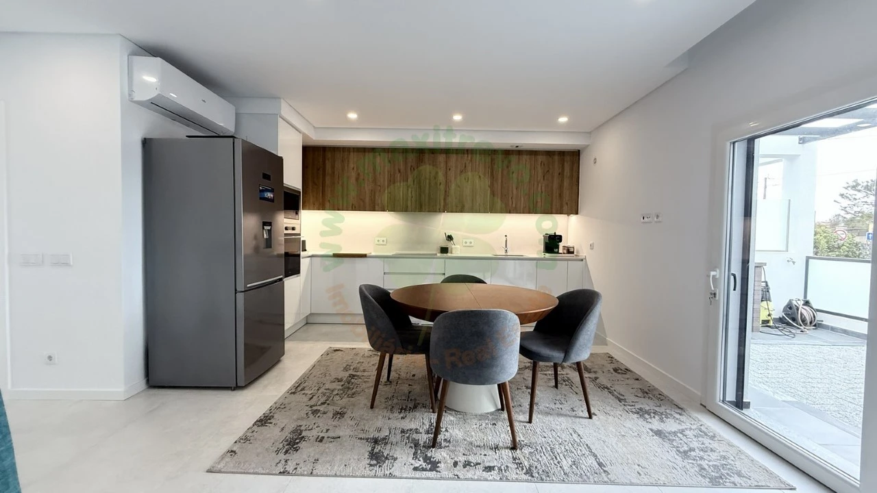 Moradia T3 para Venda em Fernao Ferro Foto 5