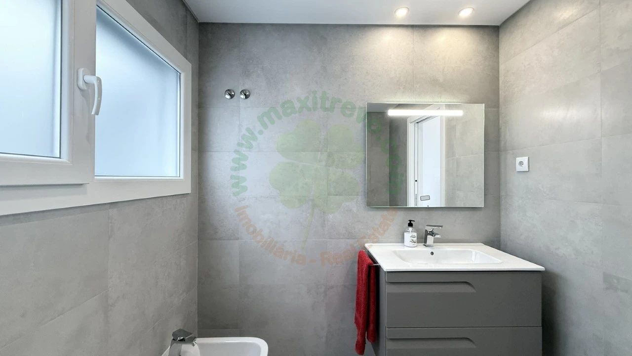 Moradia T3 para Venda em Fernao Ferro Foto 19