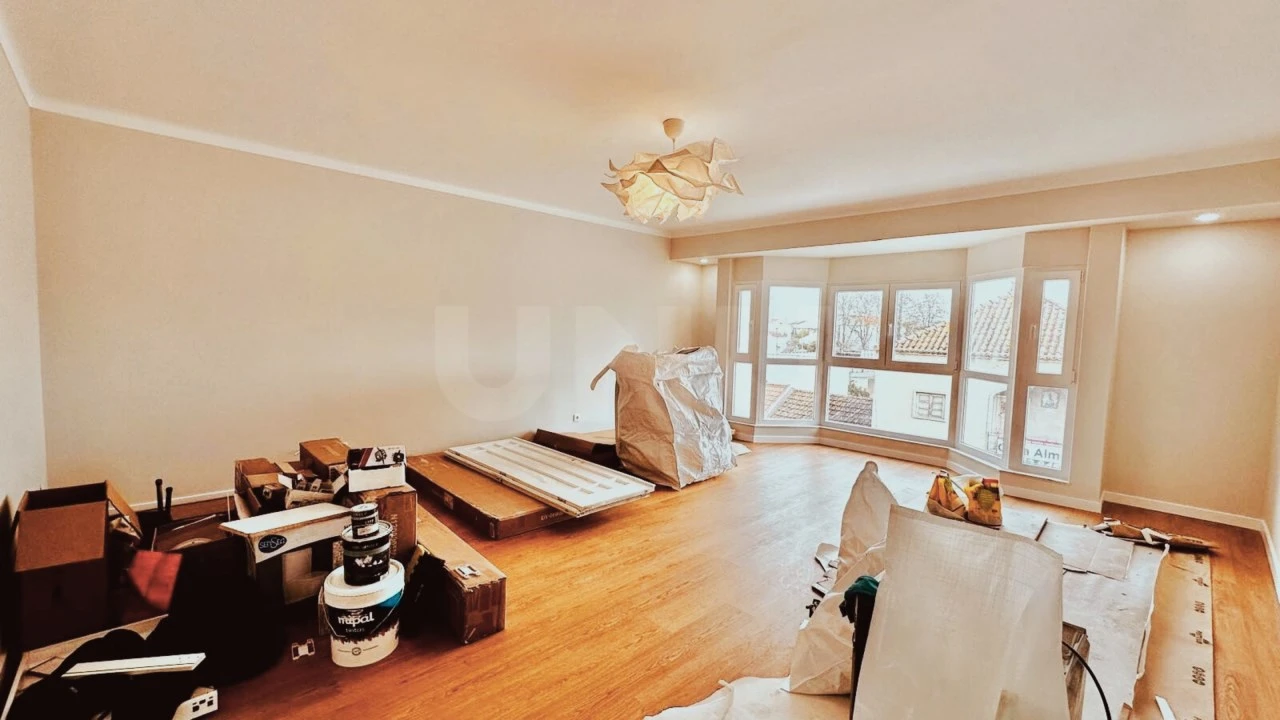 Apartamento T2 para Venda em Samora Correia Foto 2