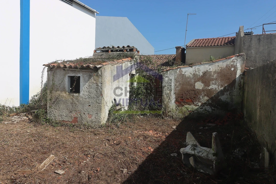 Moradia T2 para Venda em Roliça Foto 18