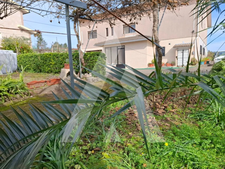 Moradia T3 para Venda em Oiã Foto 45