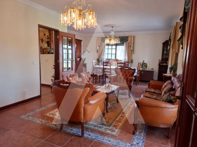 Moradia T3 para Venda em Oiã Foto 9