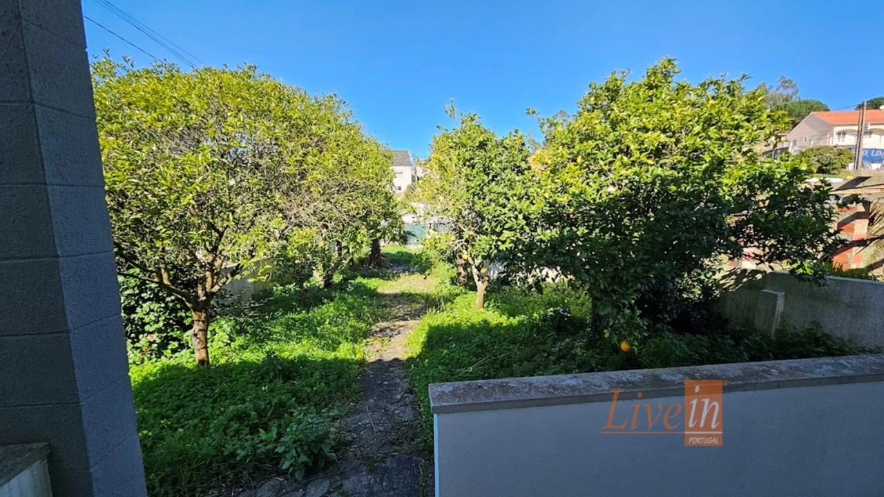 Moradia T2 para Venda em Maxial e Monte Redondo Foto 2