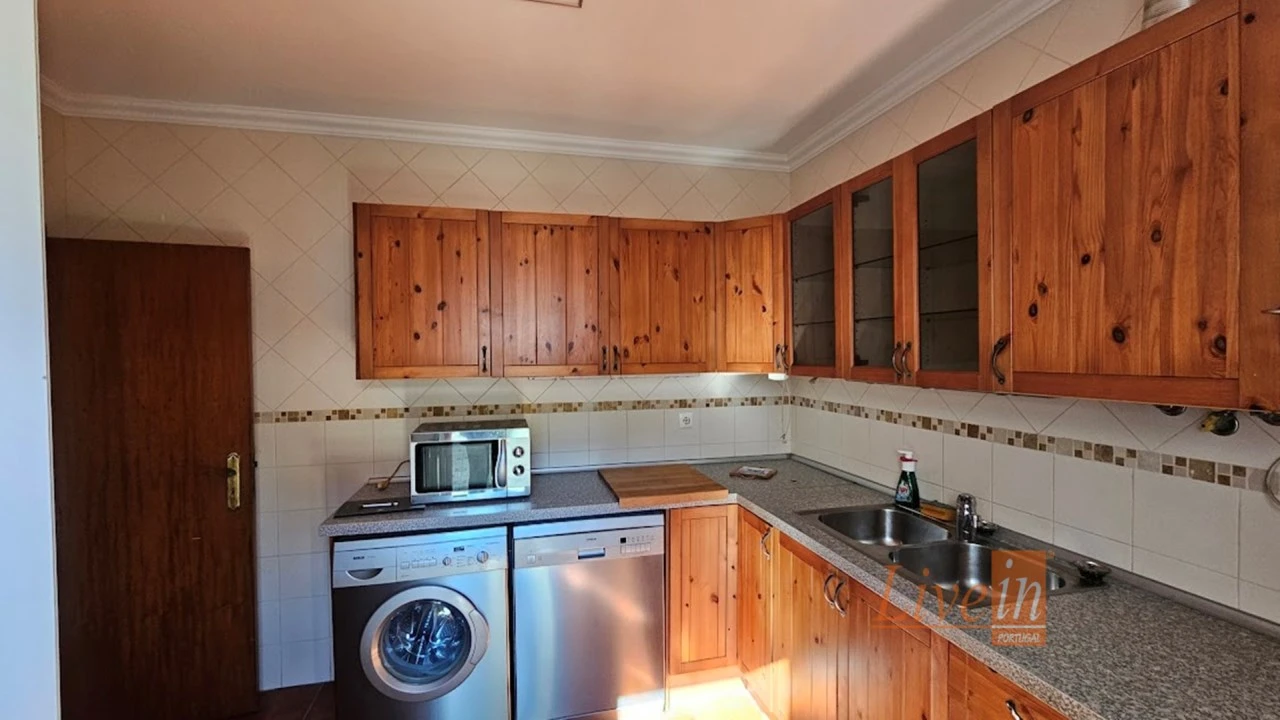 Moradia T2 para Venda em Maxial e Monte Redondo Foto 5