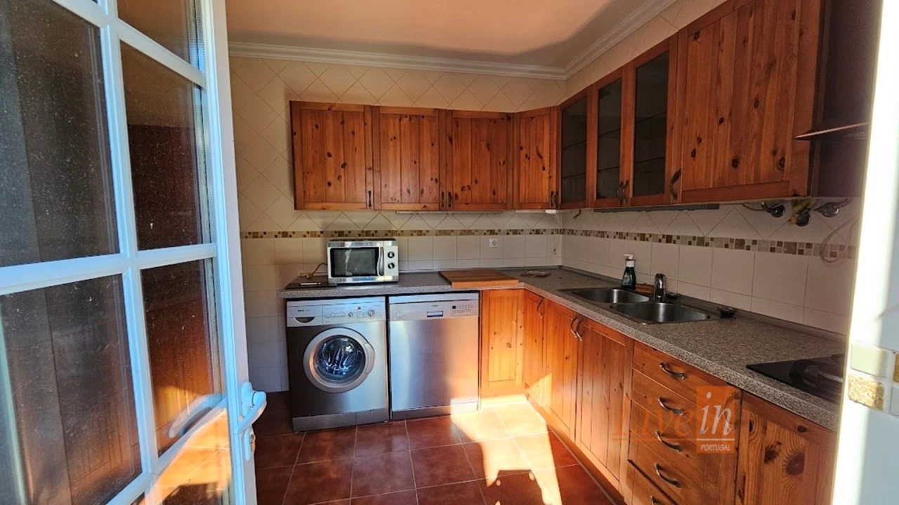 Moradia T2 para Venda em Maxial e Monte Redondo Foto 8