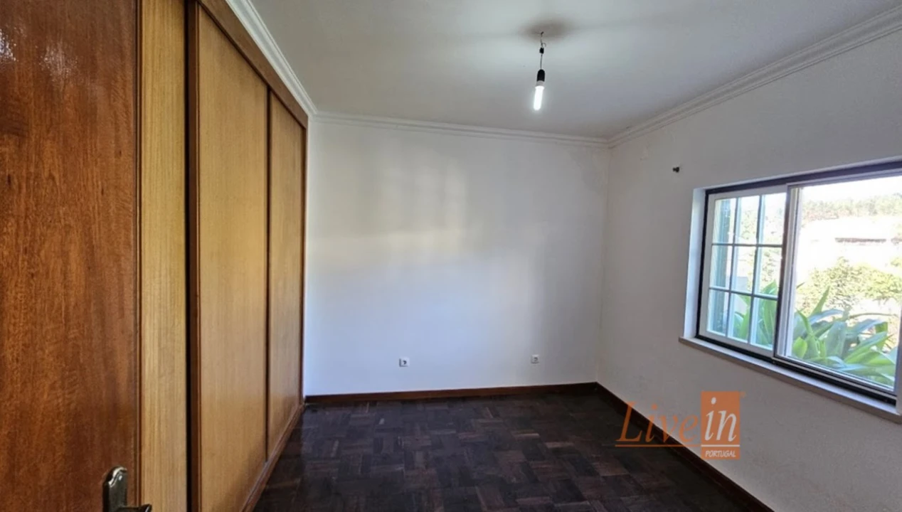 Moradia T2 para Venda em Maxial e Monte Redondo Foto 22