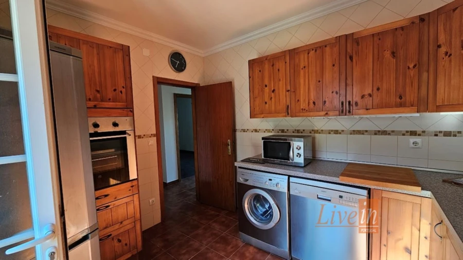 Moradia T2 para Venda em Maxial e Monte Redondo Foto 6