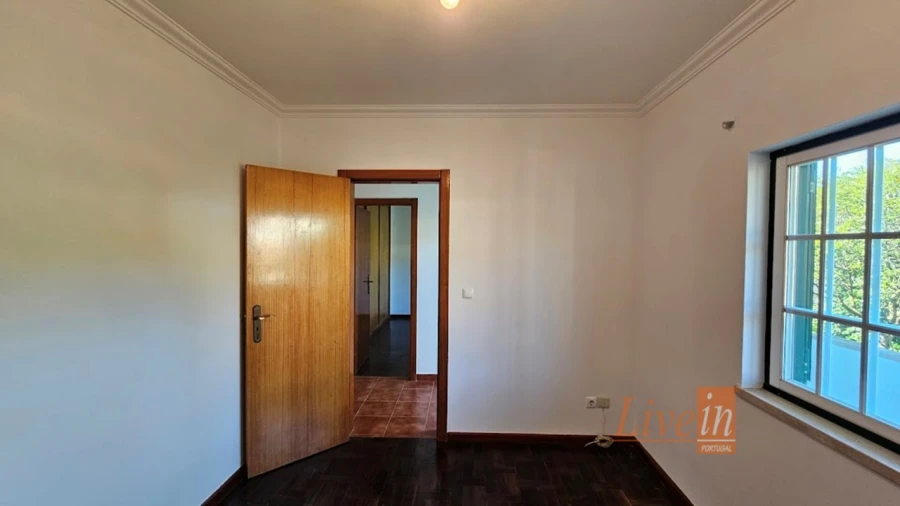 Moradia T2 para Venda em Maxial e Monte Redondo Foto 18