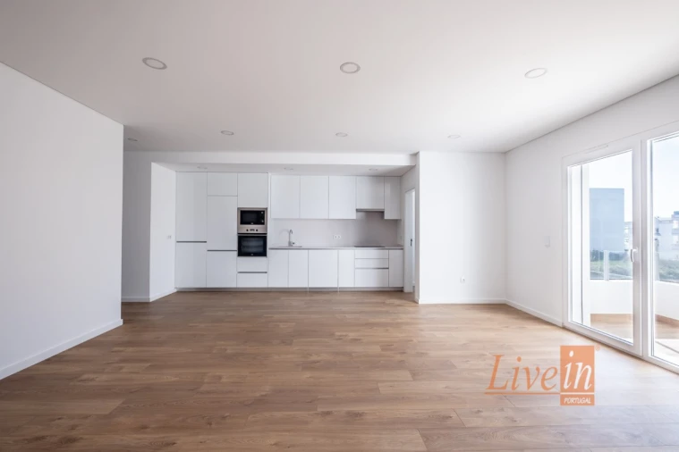 Apartamento T2 para Venda em Ericeira Foto 2