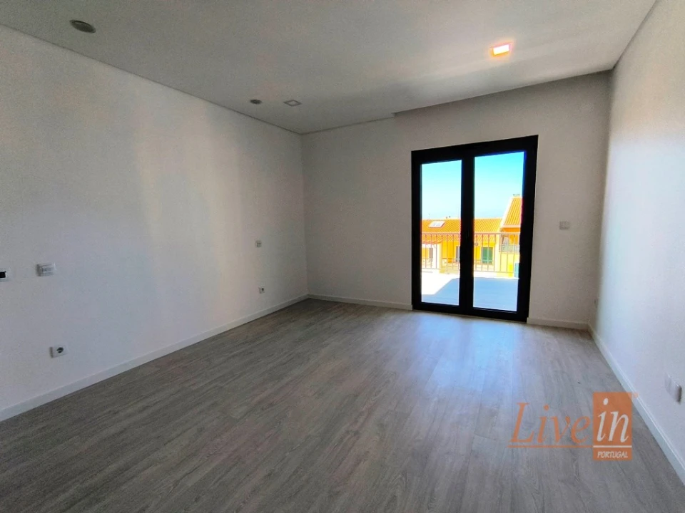 Apartamento T2 para Venda em Ericeira Foto 6