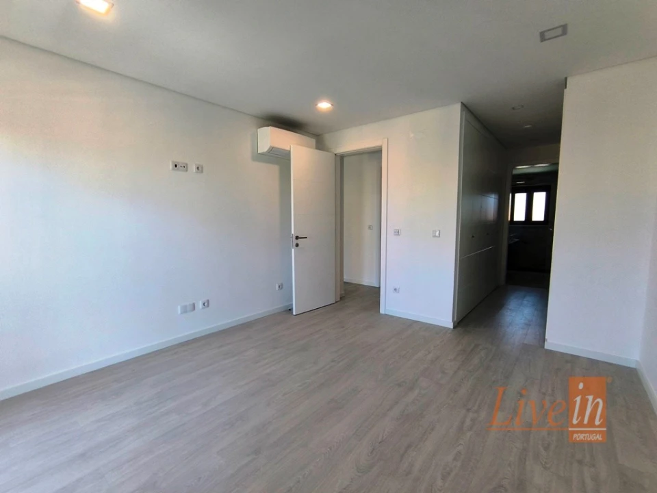 Apartamento T2 para Venda em Ericeira Foto 7