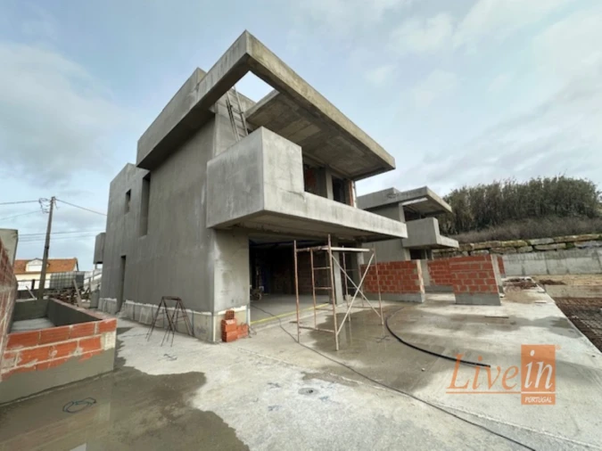 Moradia T3 para Venda em Ericeira Foto 1