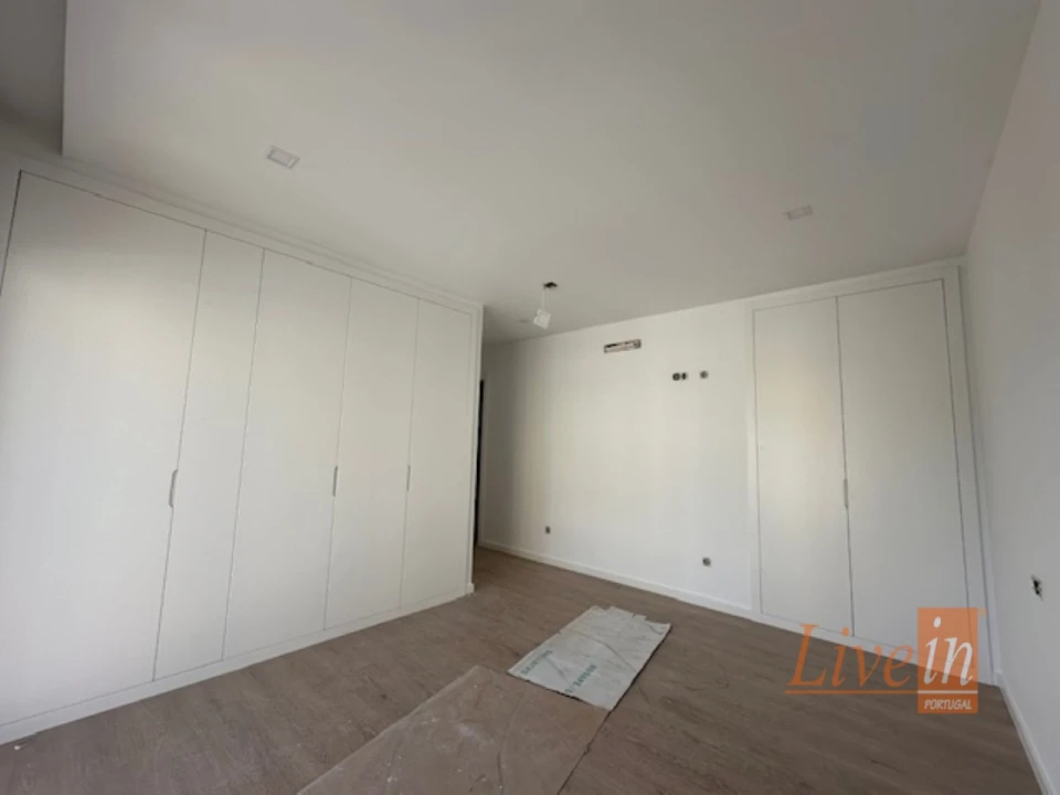 Apartamento T2 para Venda em Ericeira Foto 14