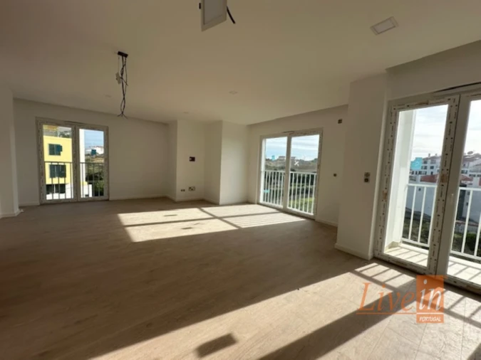 Apartamento T2 para Venda em Ericeira Foto 2