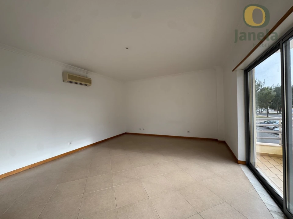 Apartamento T3 para Venda em Olhão Foto 19