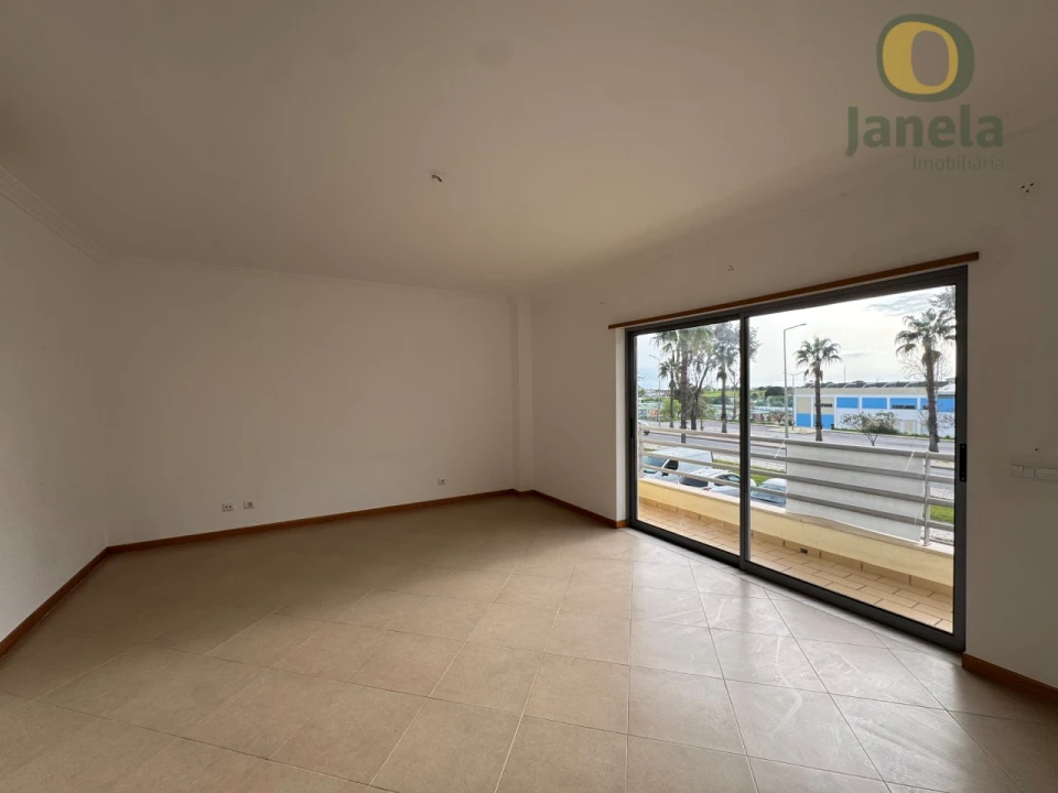 Apartamento T3 para Venda em Olhão Foto 13