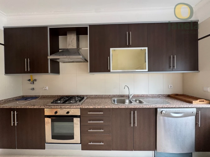 Apartamento T3 para Venda em Olhão Foto 18