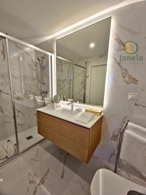 Apartamento T2 para Venda em Faro (Sé e São Pedro)