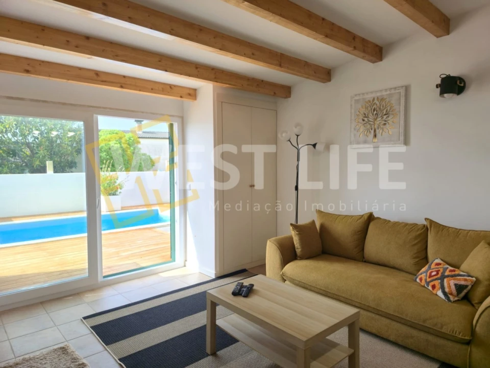 Garagem para Arrendamento em Santo Isidoro Foto 2