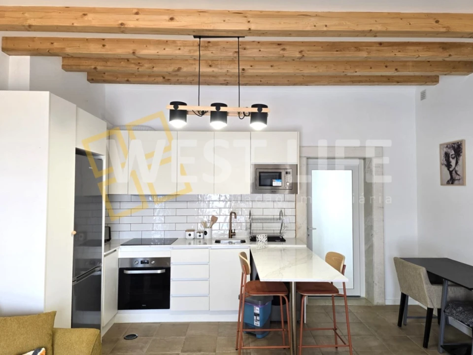 Garagem para Arrendamento em Santo Isidoro Foto 4