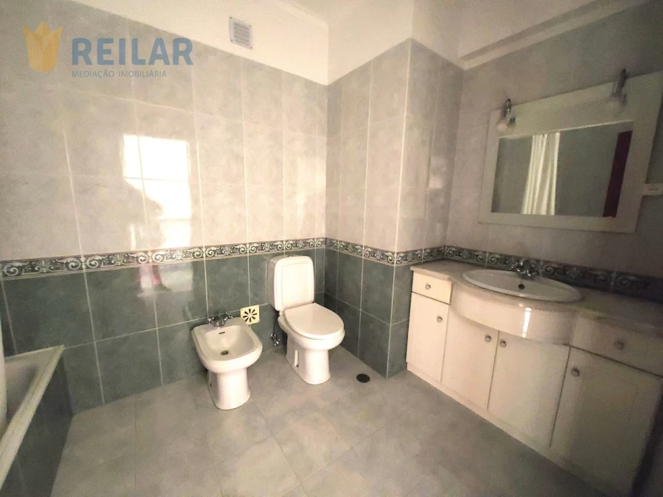 Apartamento T3 para Arrendamento em Póvoa de Santa Iria e Forte da Casa Foto 18