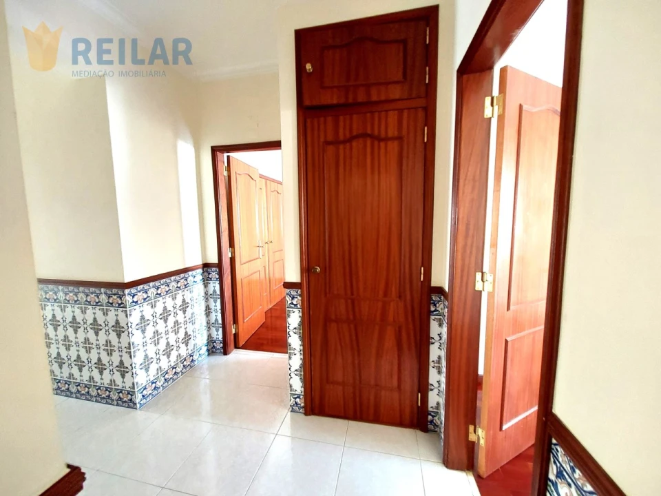 Apartamento T3 para Arrendamento em Póvoa de Santa Iria e Forte da Casa Foto 23