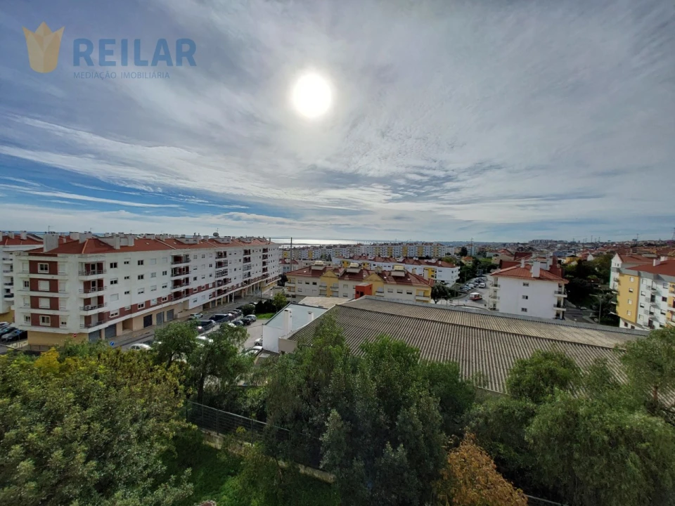 Apartamento T3 para Arrendamento em Póvoa de Santa Iria e Forte da Casa Foto 28