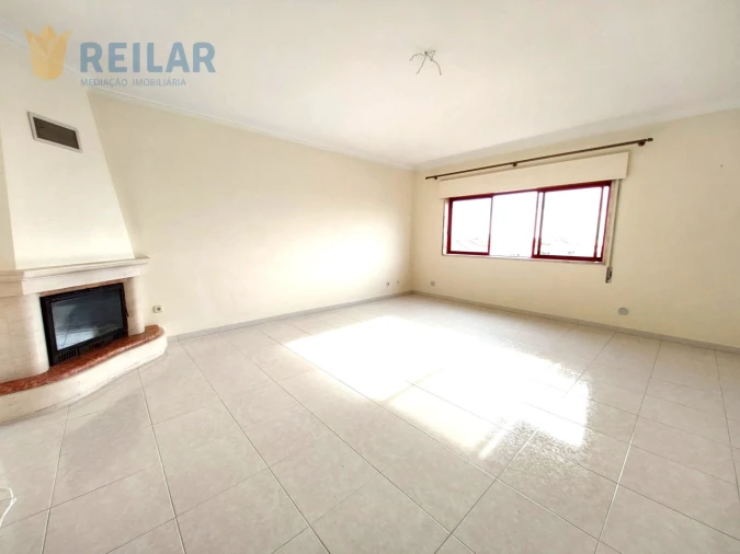 Apartamento T3 para Arrendamento em Póvoa de Santa Iria e Forte da Casa Foto 9