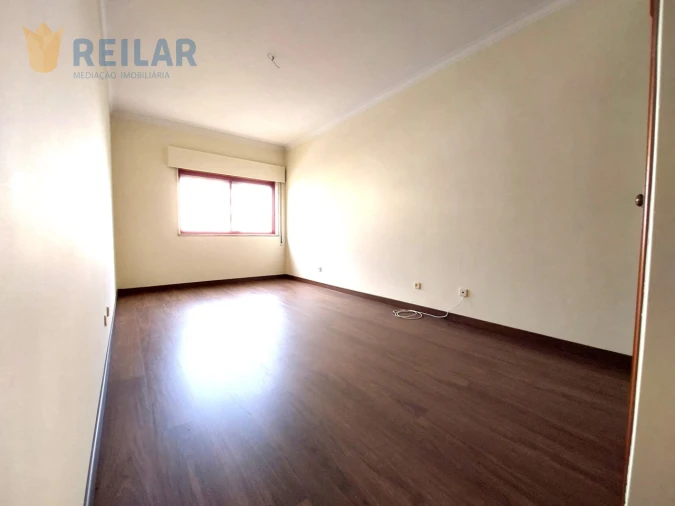 Apartamento T3 para Arrendamento em Póvoa de Santa Iria e Forte da Casa Foto 13