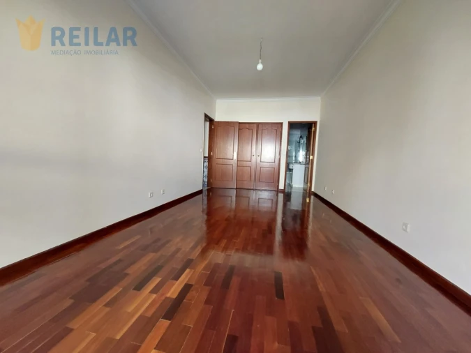 Apartamento T3 para Arrendamento em Póvoa de Santa Iria e Forte da Casa Foto 14