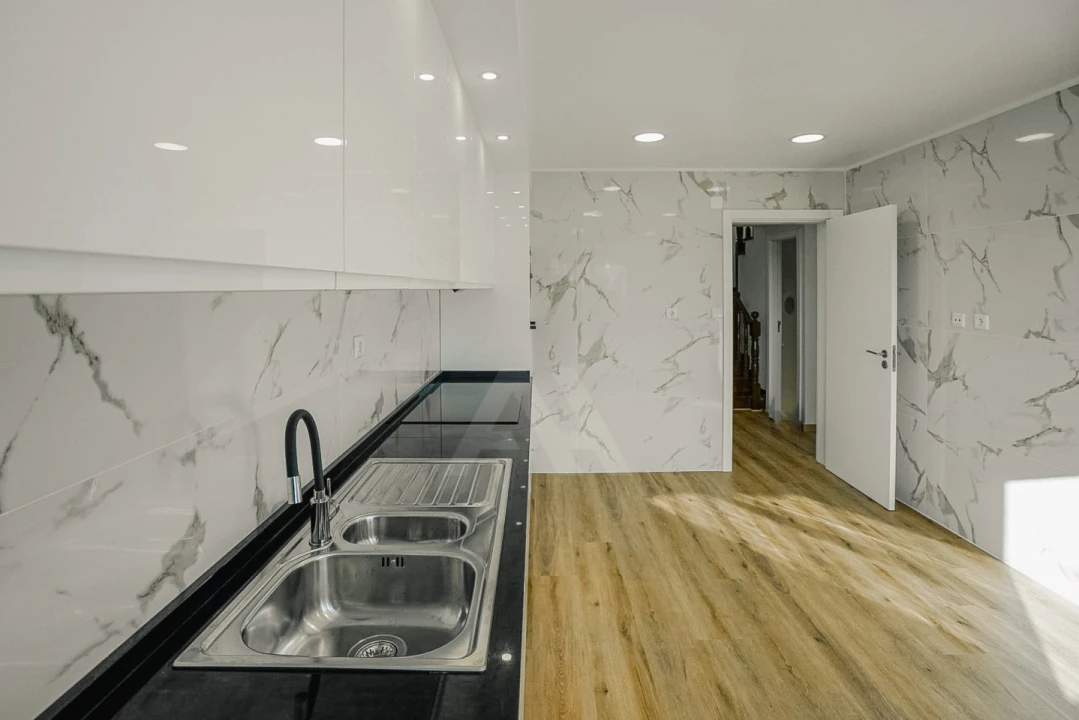 Moradia T3 para Venda em Alcabideche Foto 6