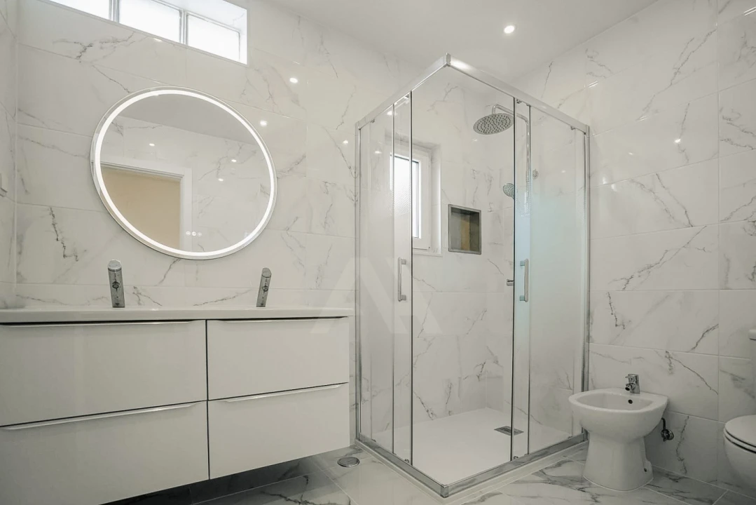 Moradia T3 para Venda em Alcabideche Foto 15