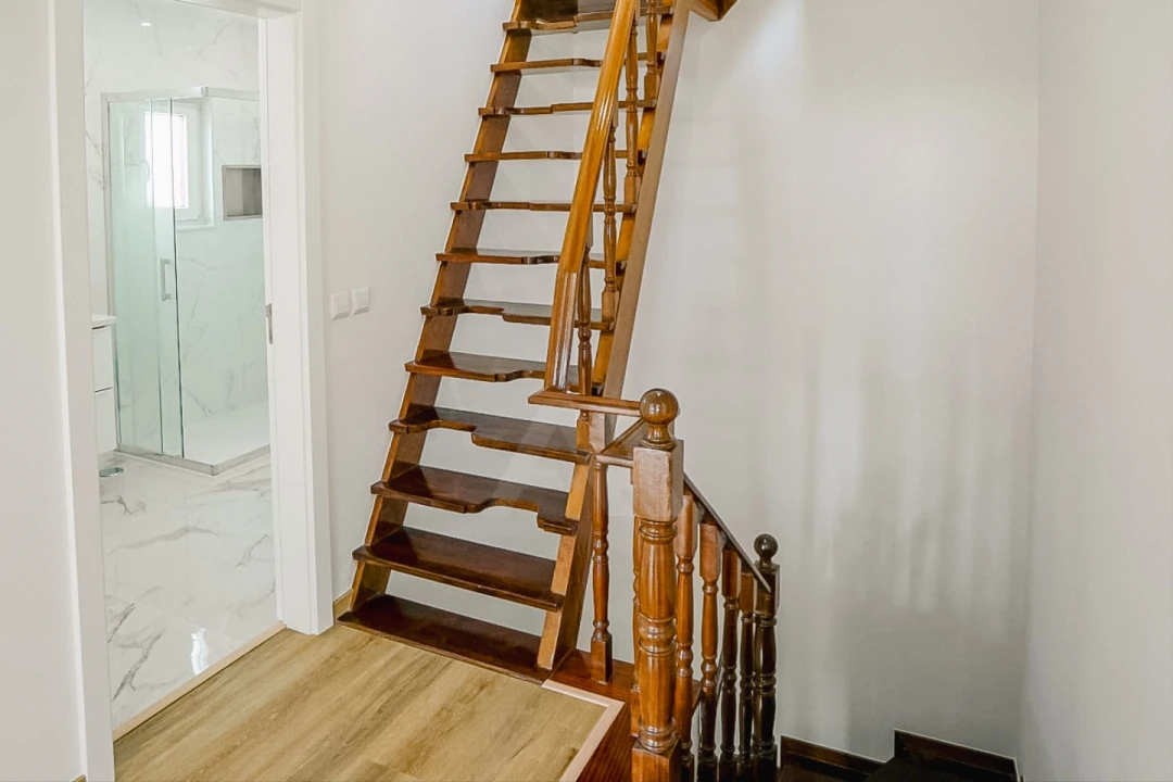 Moradia T3 para Venda em Alcabideche Foto 16