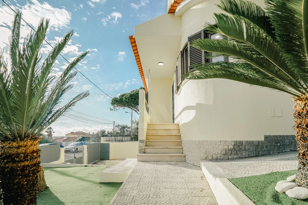 Moradia T3 para Venda em Alcabideche Foto 28