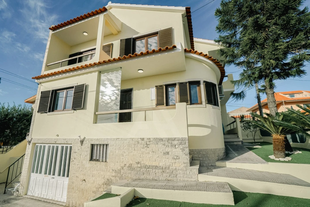 Moradia T3 para Venda em Alcabideche Foto 29