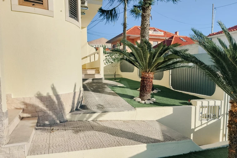 Moradia T3 para Venda em Alcabideche Foto 23