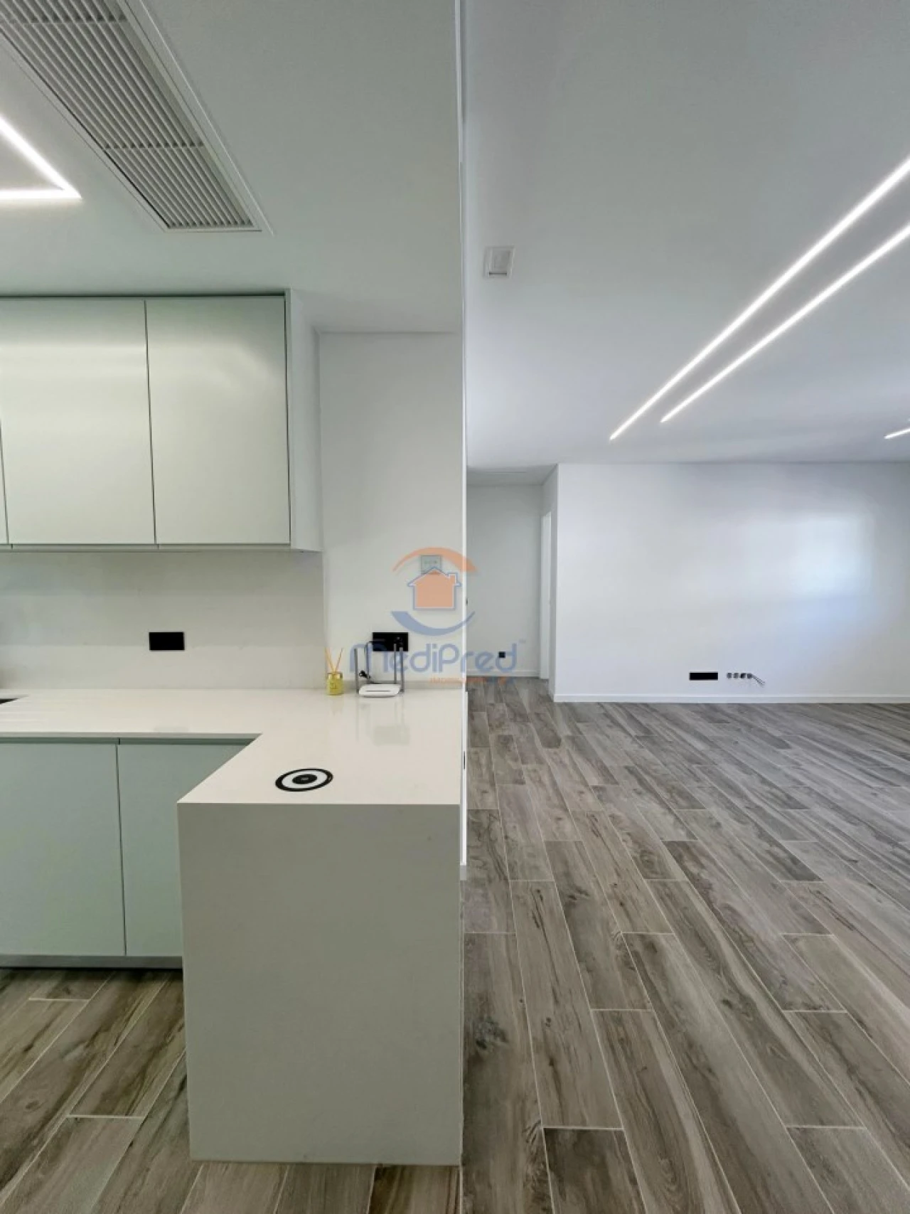 Apartamento T3 para Venda em Santa Iria de Azoia, São João da Talha e Bobadela Foto 11