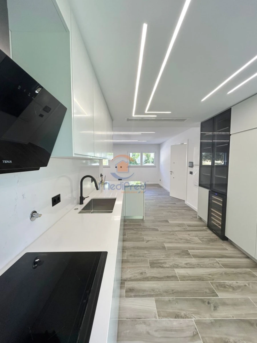 Apartamento T3 para Venda em Santa Iria de Azoia, São João da Talha e Bobadela Foto 5