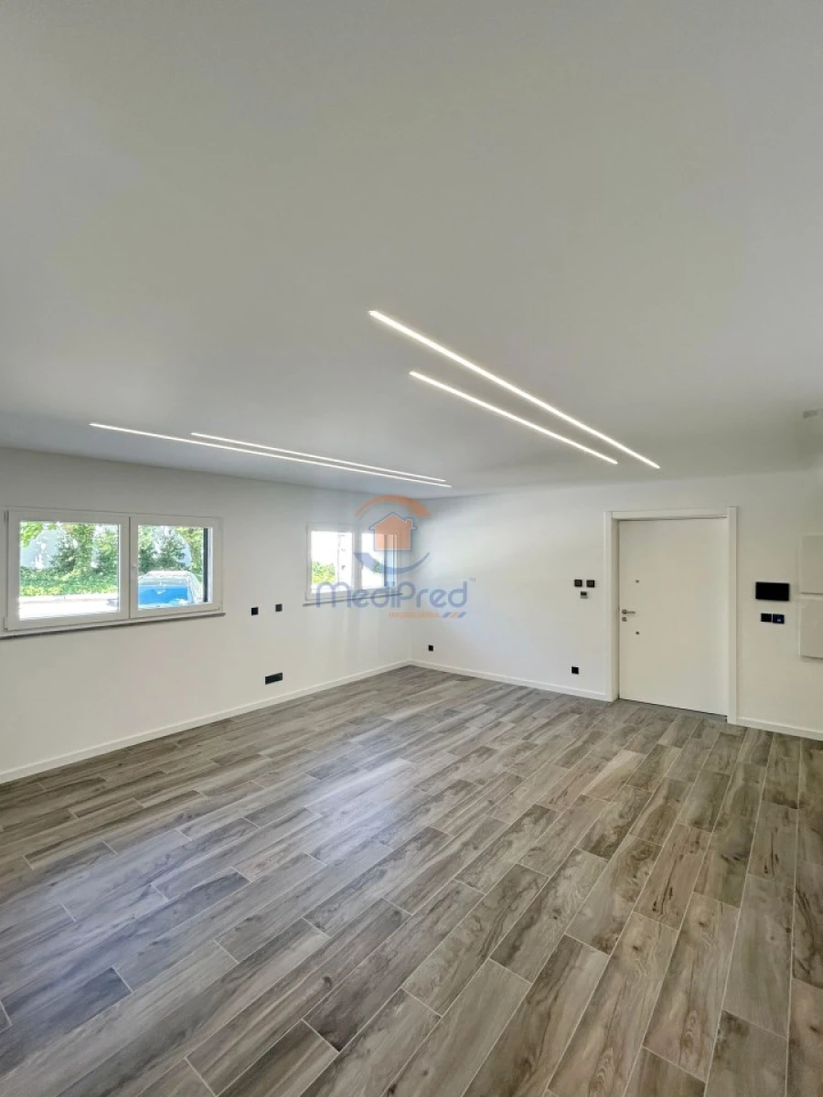 Apartamento T3 para Venda em Santa Iria de Azoia, São João da Talha e Bobadela Foto 13