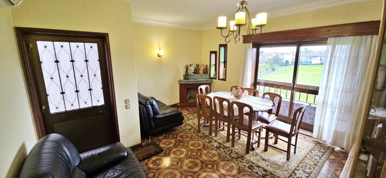 Moradia T4 para Venda em Coronado (São Romão e São Mamede) Foto 4