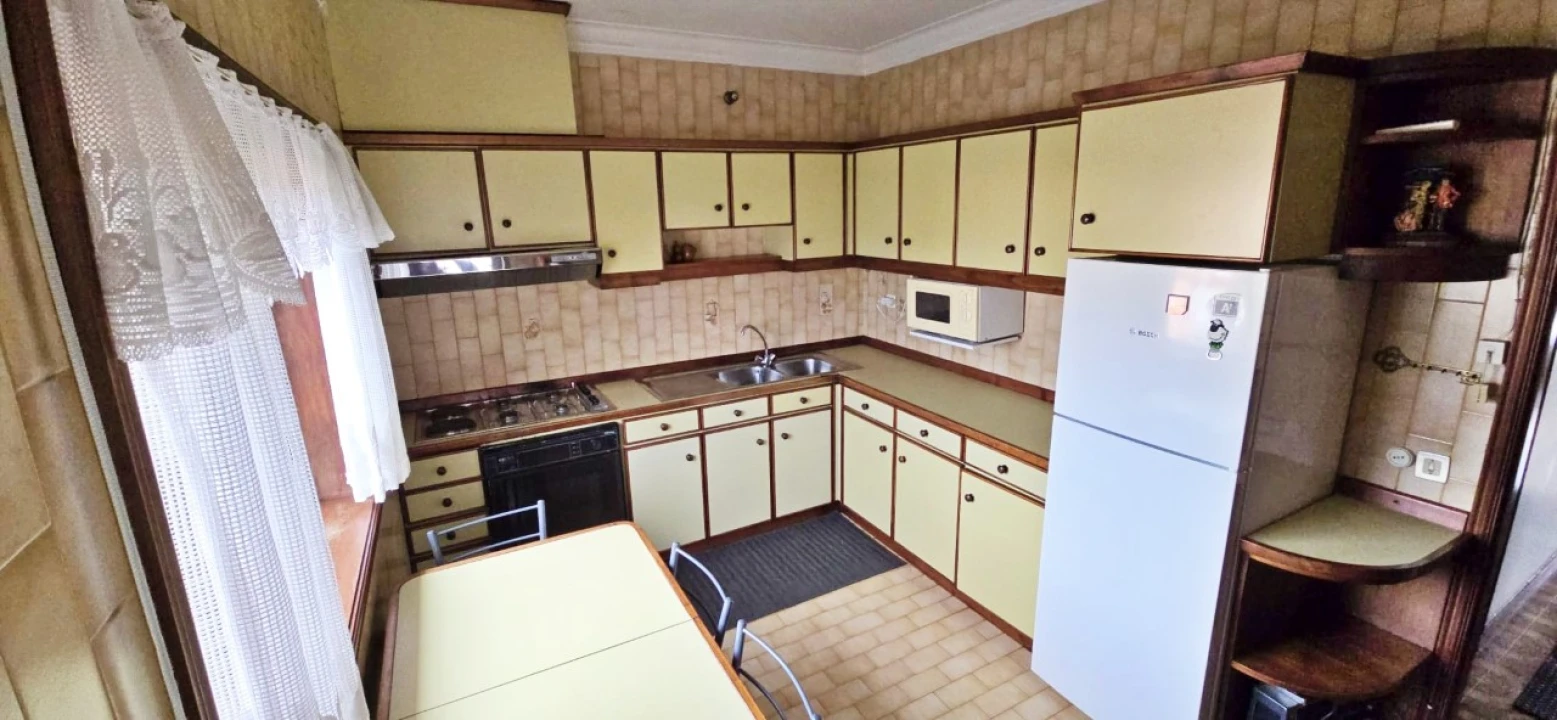 Moradia T4 para Venda em Coronado (São Romão e São Mamede) Foto 7