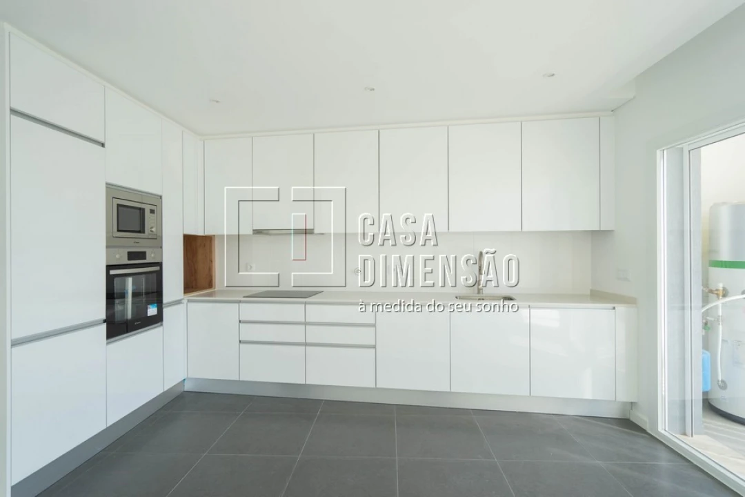 Apartamento T2 para Venda em Corroios Foto 8