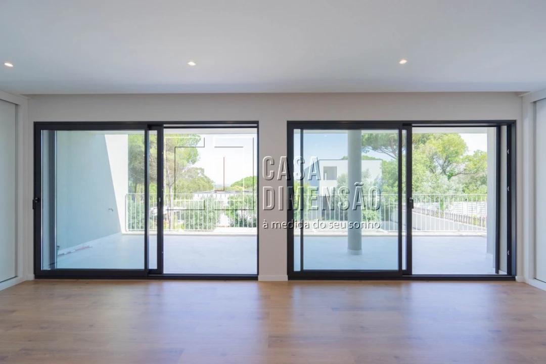 Moradia T3 para Venda em Barcarena Foto 40