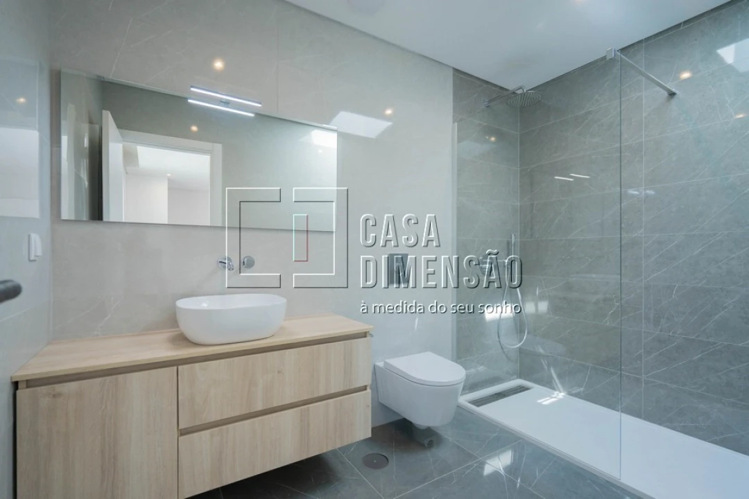 Moradia T3 para Venda em Barcarena Foto 75