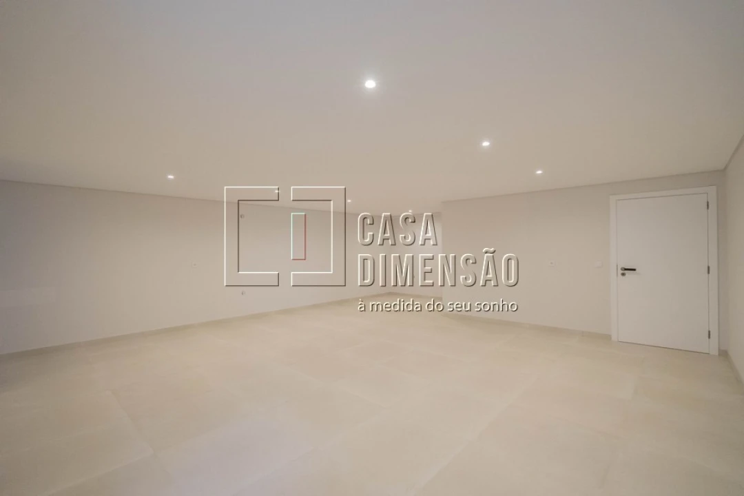 Moradia T3 para Venda em Barcarena Foto 80