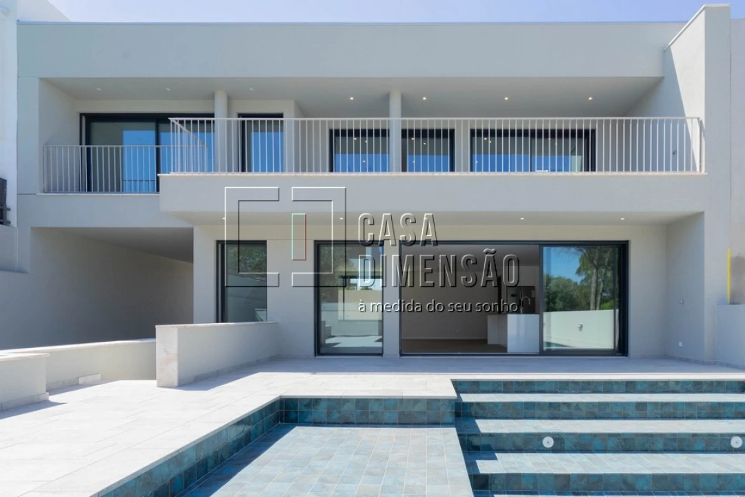 Moradia T3 para Venda em Barcarena Foto 99