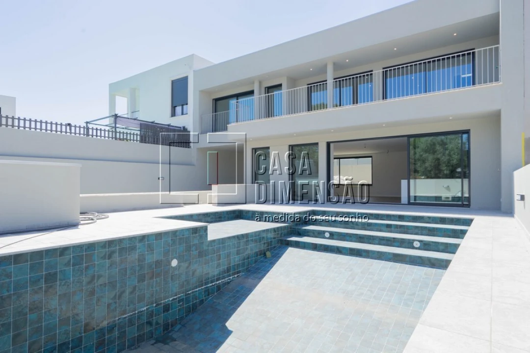 Moradia T3 para Venda em Barcarena Foto 102