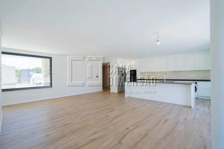 Moradia T3 para Venda em Barcarena Foto 10